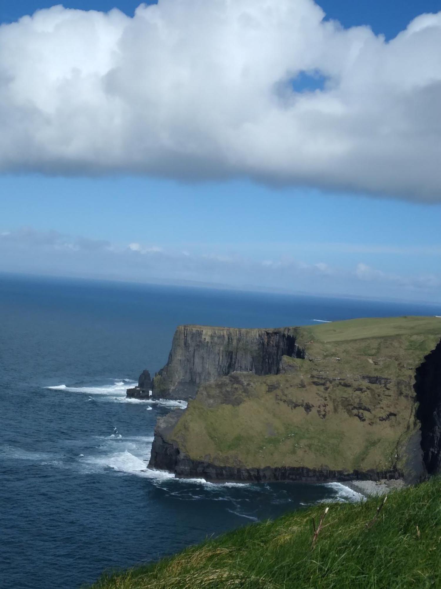 Next Stop Cliffs Of Moher Liscannor Eksteriør billede